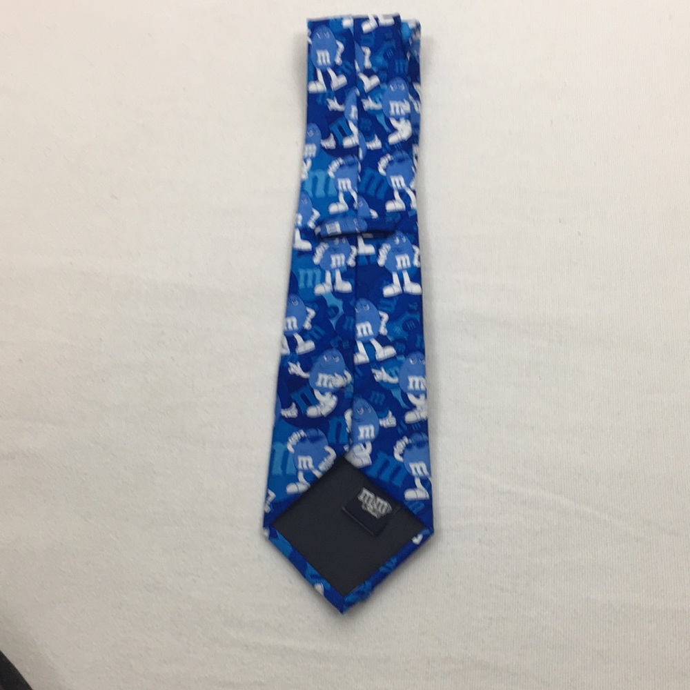 M&M tie - Picture 5 of 5